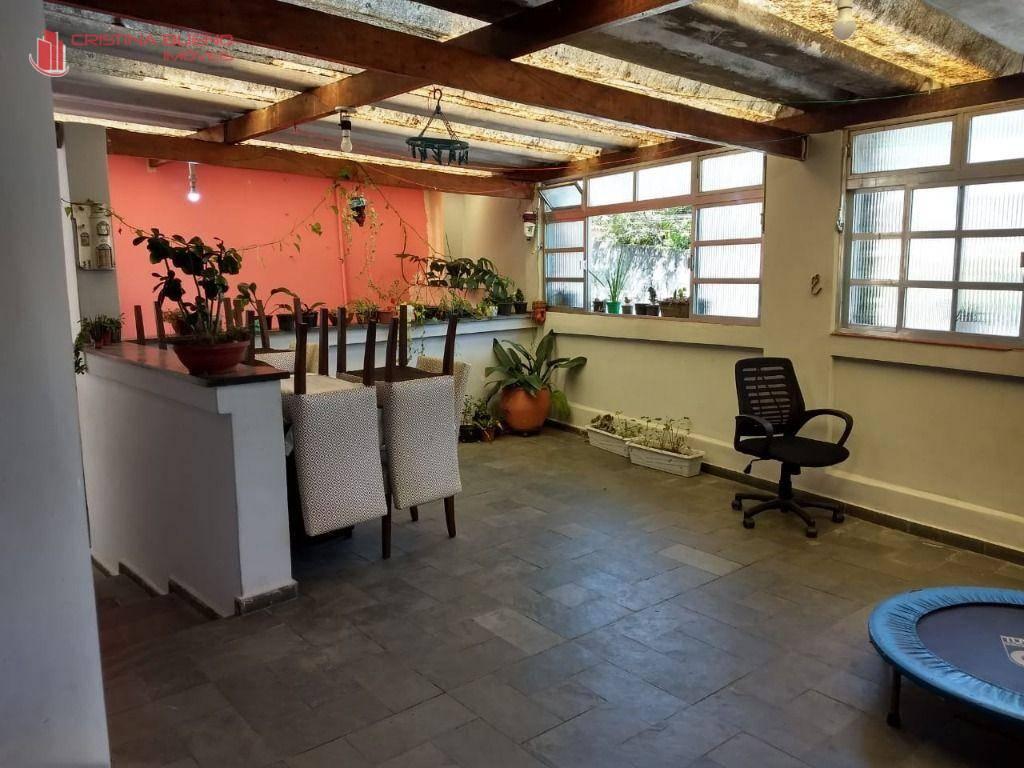 OPORTUNIDADE!! 3 DORMS, 2 VGS, 240 m² – Vila Babilônia – São Paulo/SP – SO0442