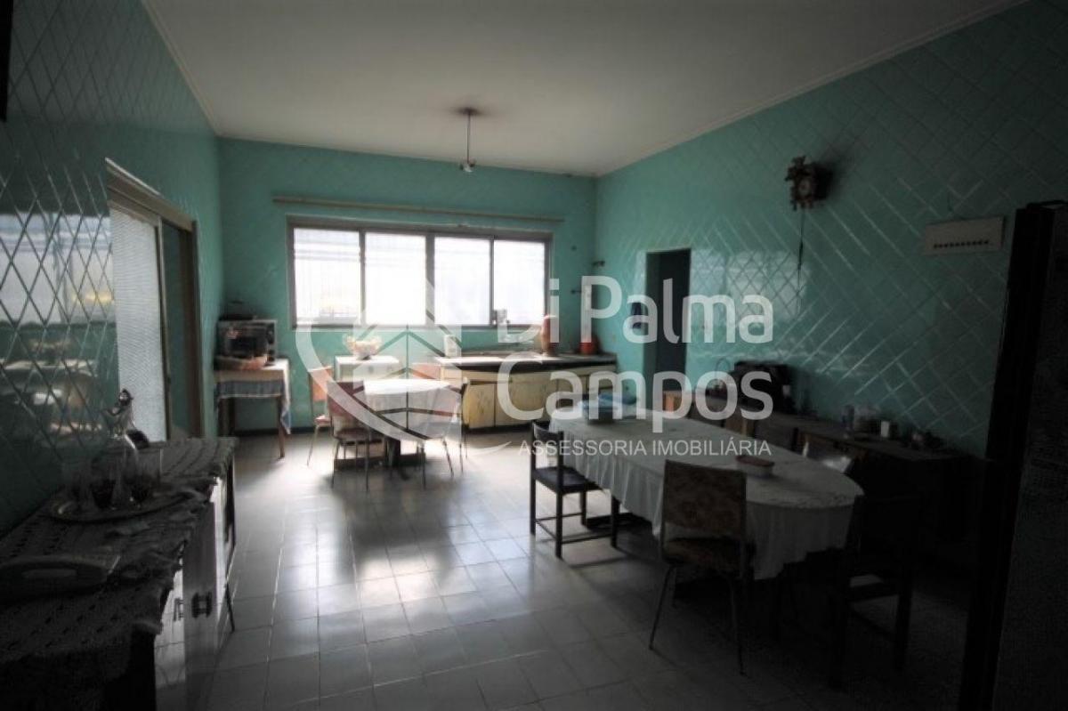 Casa à venda ou para alugar com 650m² no Ipiranga.