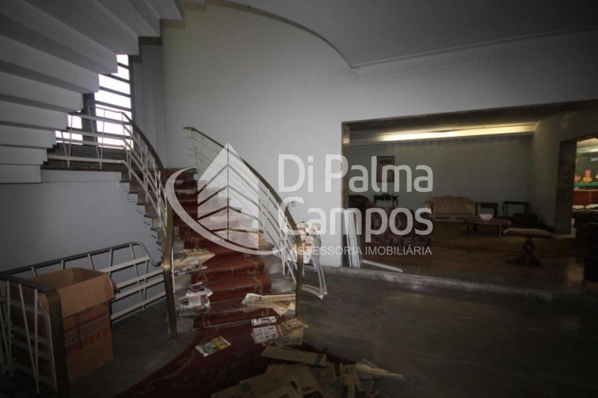 Casa à venda ou para alugar com 650m² no Ipiranga.