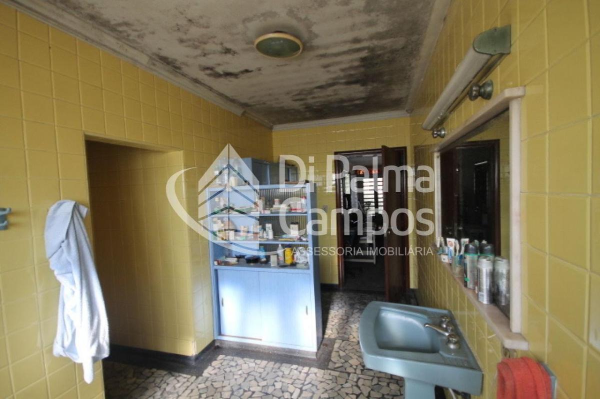 Casa à venda ou para alugar com 650m² no Ipiranga.