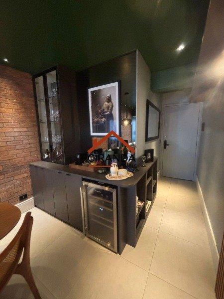 Apartamento à venda – em Cerqueira César