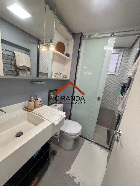 Apartamento à venda – em Cerqueira César