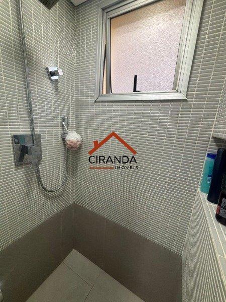 Apartamento à venda – em Cerqueira César