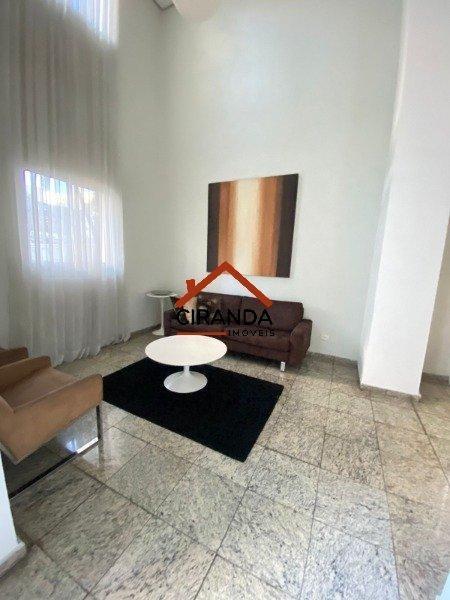 Apartamento à venda – em Cerqueira César