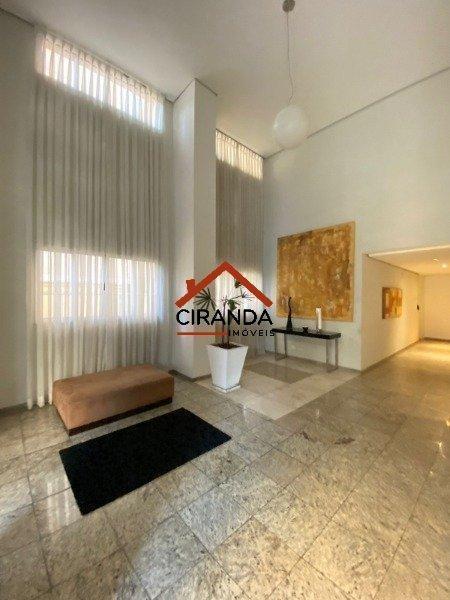 Apartamento à venda – em Cerqueira César