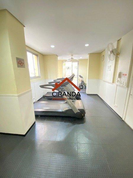 Apartamento à venda – em Cerqueira César