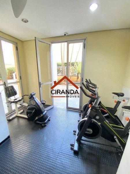 Apartamento à venda – em Cerqueira César