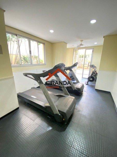 Apartamento à venda – em Cerqueira César