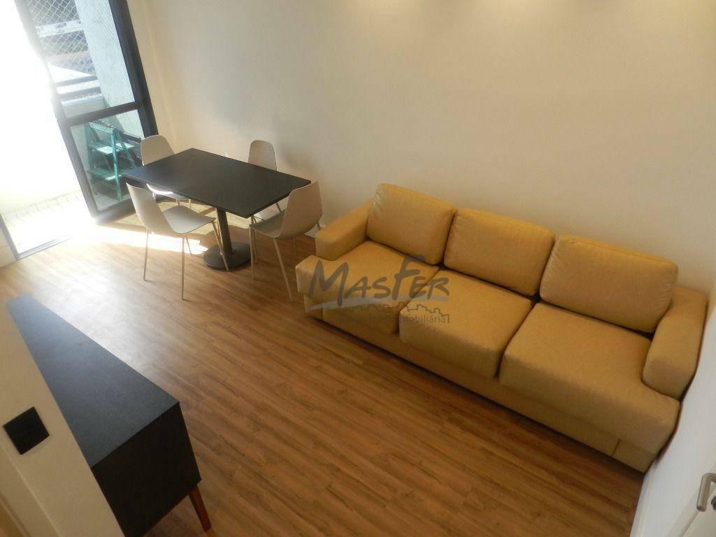 Lindo Duplex, impecavel e semi mobiliado.