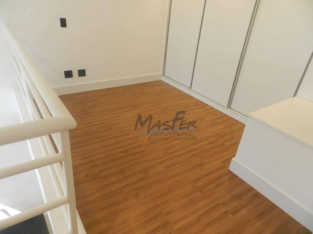 Lindo Duplex, impecavel e semi mobiliado.