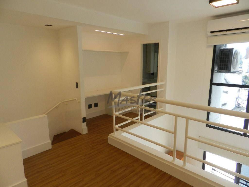 Lindo Duplex, impecavel e semi mobiliado.