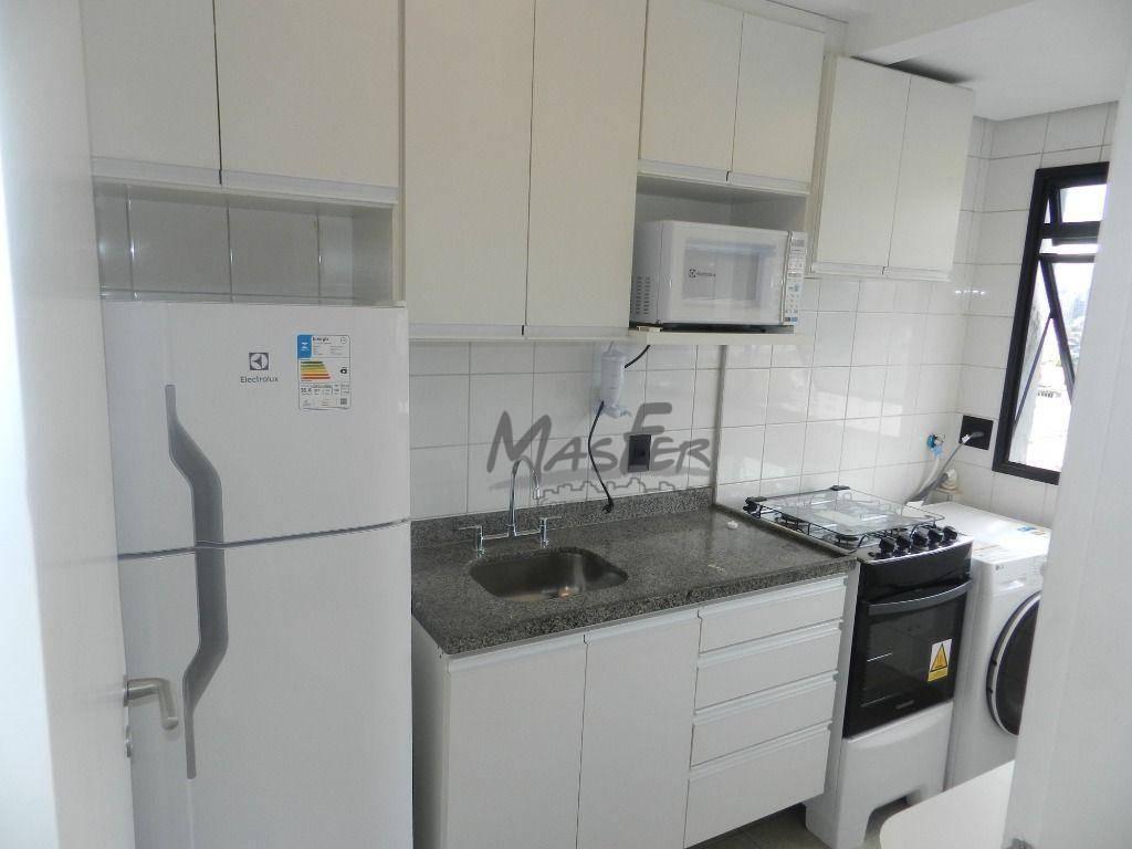 Lindo Duplex, impecavel e semi mobiliado.