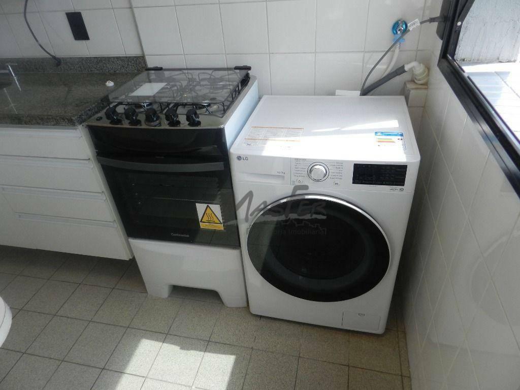 Lindo Duplex, impecavel e semi mobiliado.