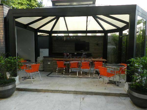 Lindo Duplex, impecavel e semi mobiliado.