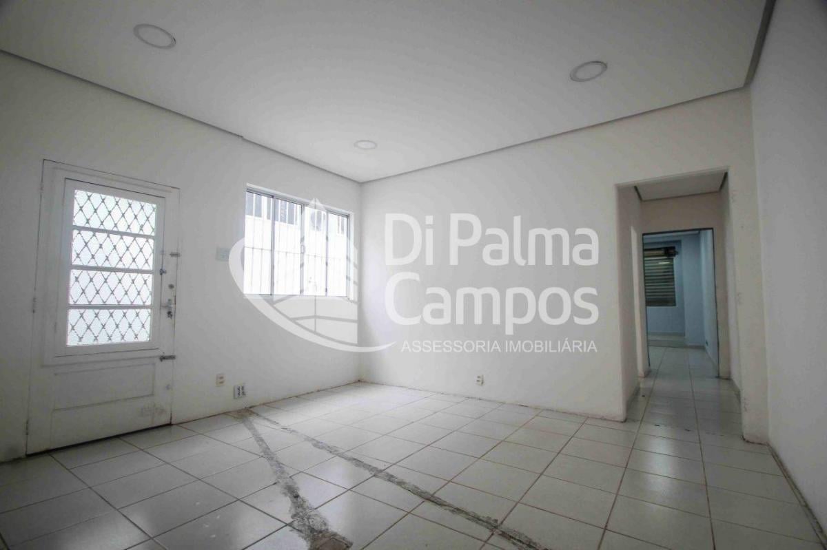 Prédio comercial com 385m² salão principal 90m² para alugar com 8 salas e 3 banheiros no Ipiranga