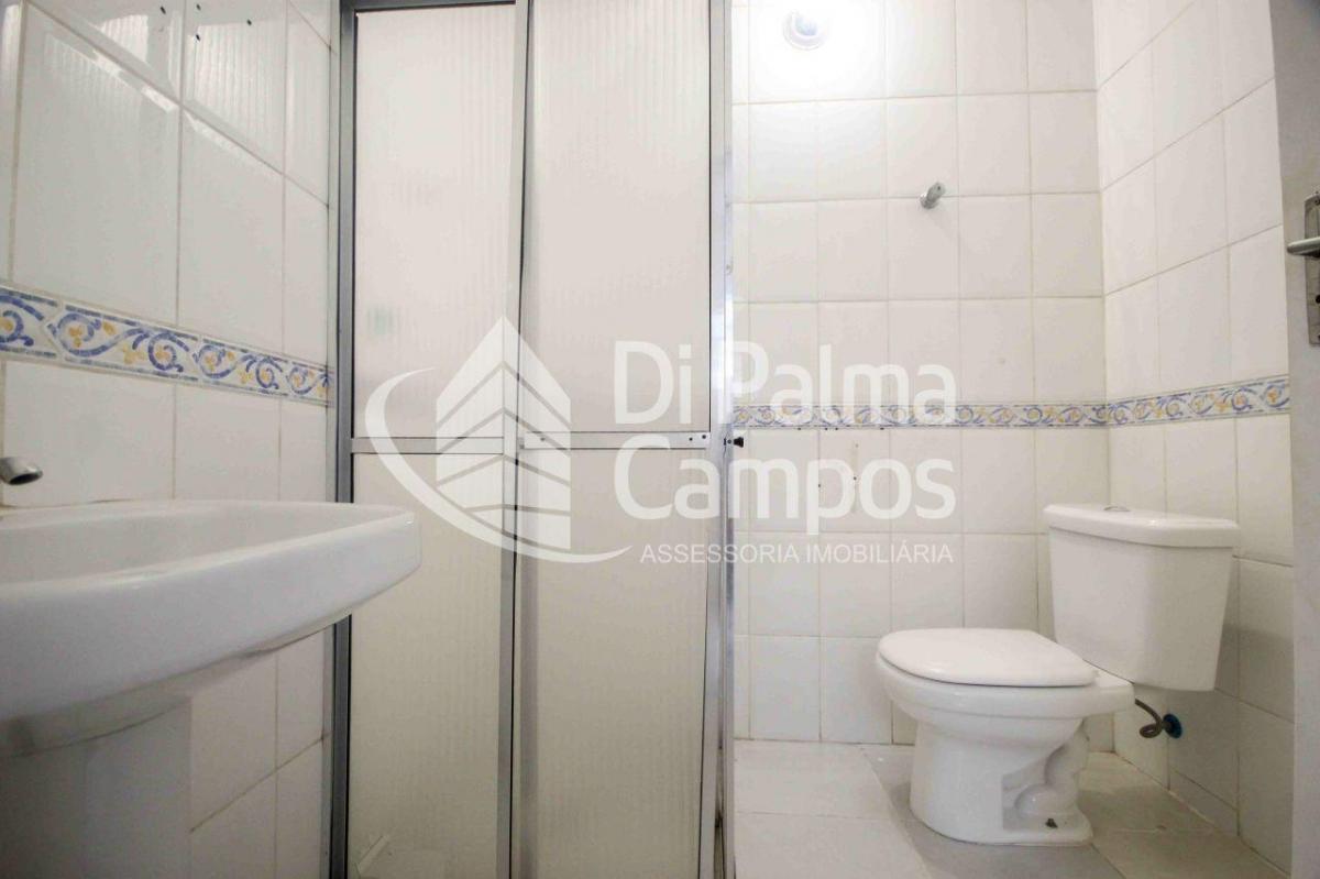 Prédio comercial com 385m² salão principal 90m² para alugar com 8 salas e 3 banheiros no Ipiranga