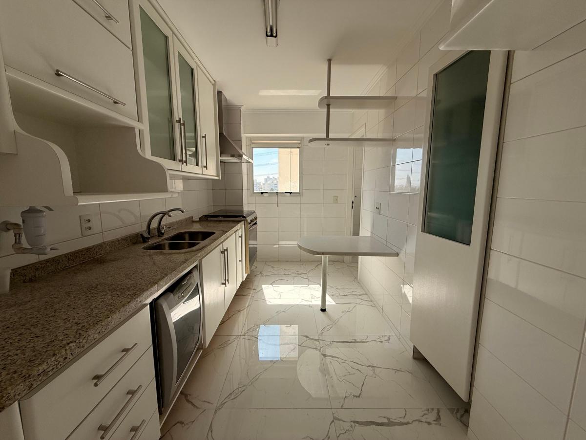 APARTAMENTO PARA LOCAÇÃO NA VL SÃO FRANCISCO COM 3 QUARTOS