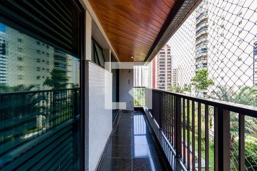 Apartamento à Venda – Panamby, 4 Quartos, 288 m² – São Paulo
