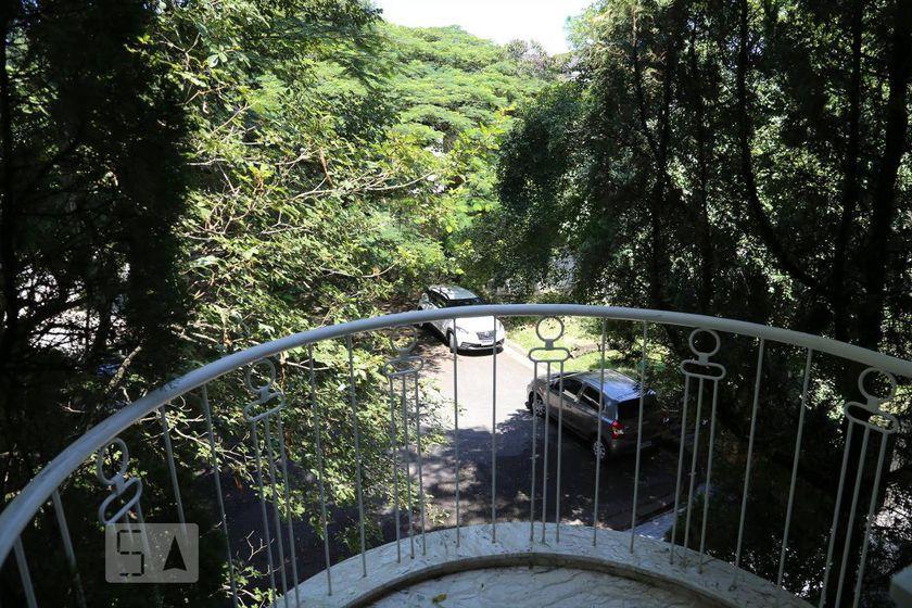 Casa à Venda – Jardim Taboão, 4 Quartos, 670 m² – São Paulo