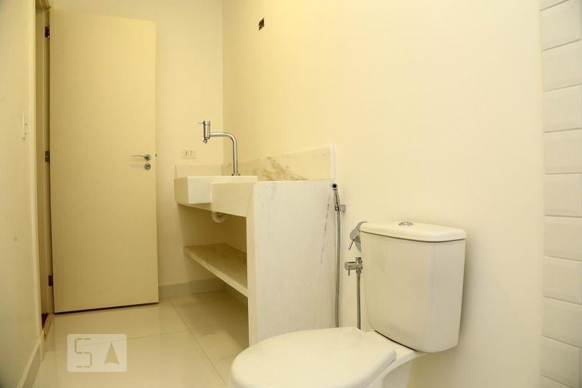 Casa à Venda – Jardim Taboão, 4 Quartos, 670 m² – São Paulo