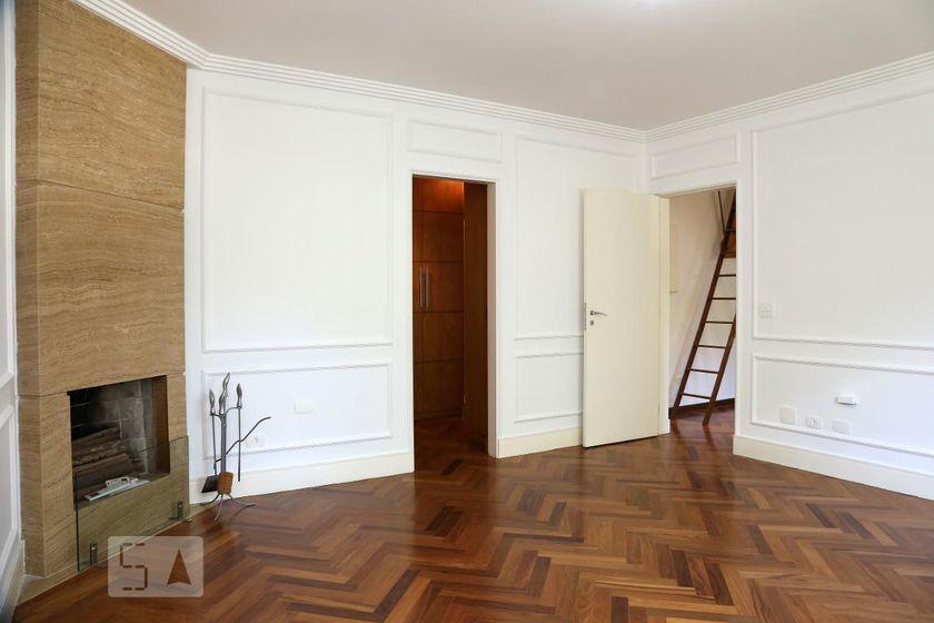 Casa à Venda – Jardim Taboão, 4 Quartos, 670 m² – São Paulo