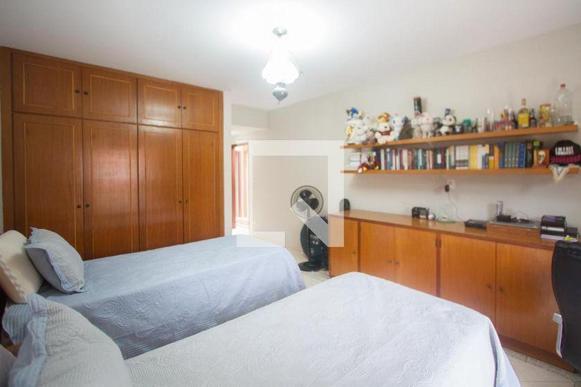 Casa à Venda – Santo Amaro , 4 Quartos, 400 m² – São Paulo