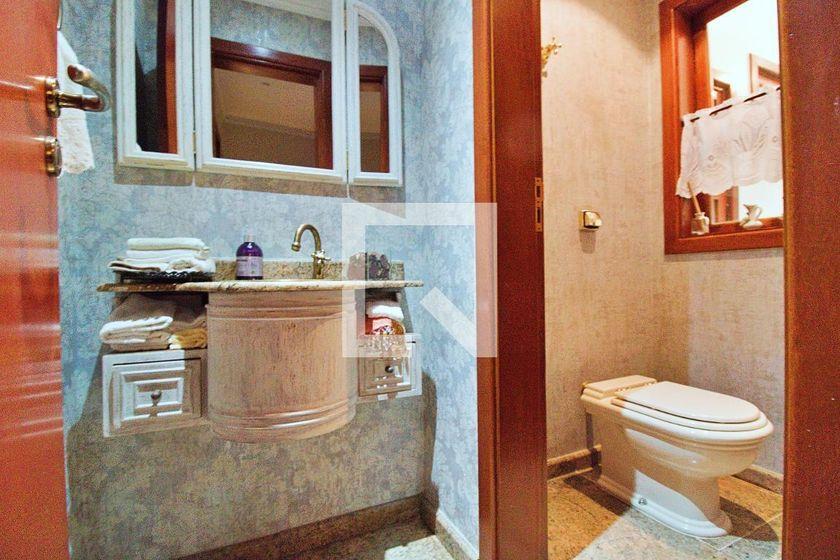 Casa à Venda – Portal do Morumbi, 4 Quartos, 700 m² – São Paulo