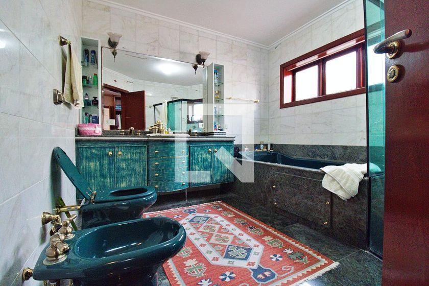Casa à Venda – Portal do Morumbi, 4 Quartos, 700 m² – São Paulo