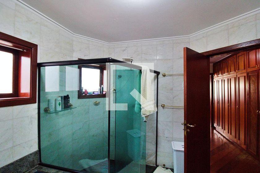 Casa à Venda – Portal do Morumbi, 4 Quartos, 700 m² – São Paulo