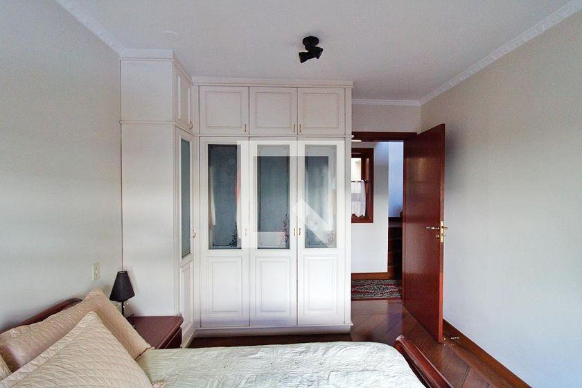 Casa à Venda – Portal do Morumbi, 4 Quartos, 700 m² – São Paulo