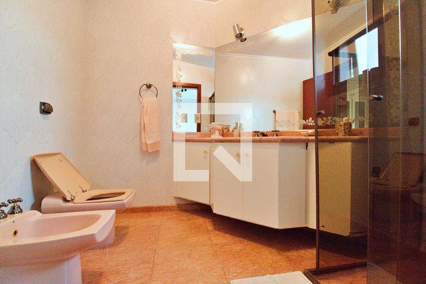 Casa à Venda – Portal do Morumbi, 4 Quartos, 700 m² – São Paulo