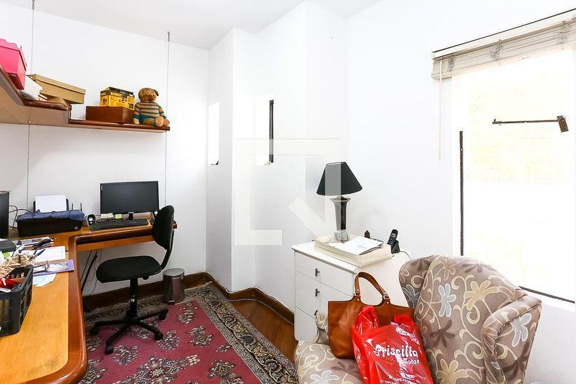 Casa à Venda – Real Parque, 4 Quartos, 580 m² – São Paulo