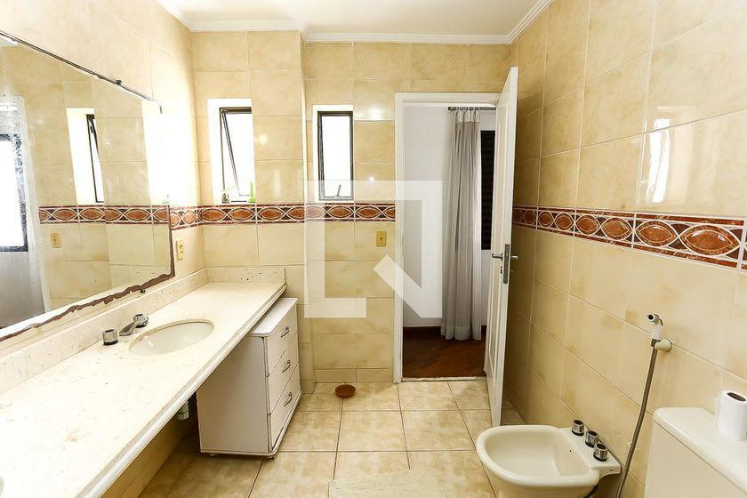 Casa à Venda – Real Parque, 4 Quartos, 580 m² – São Paulo
