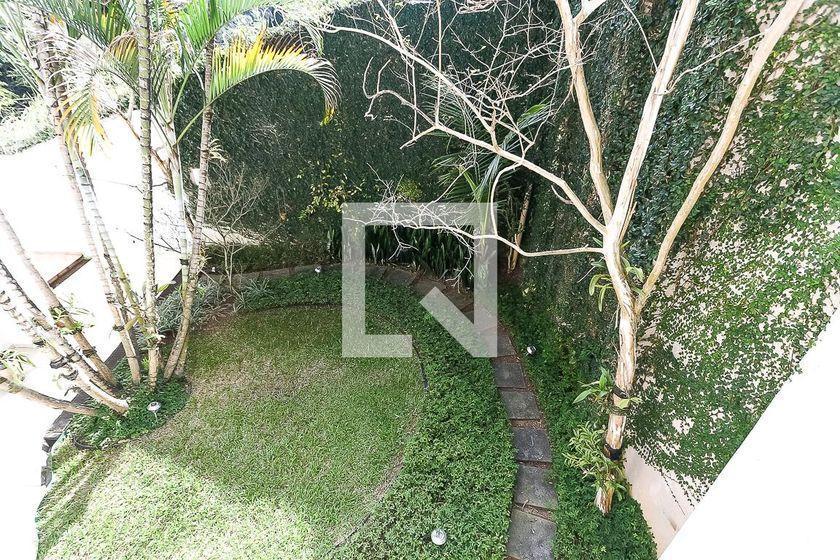 Casa à Venda – Real Parque, 4 Quartos, 580 m² – São Paulo