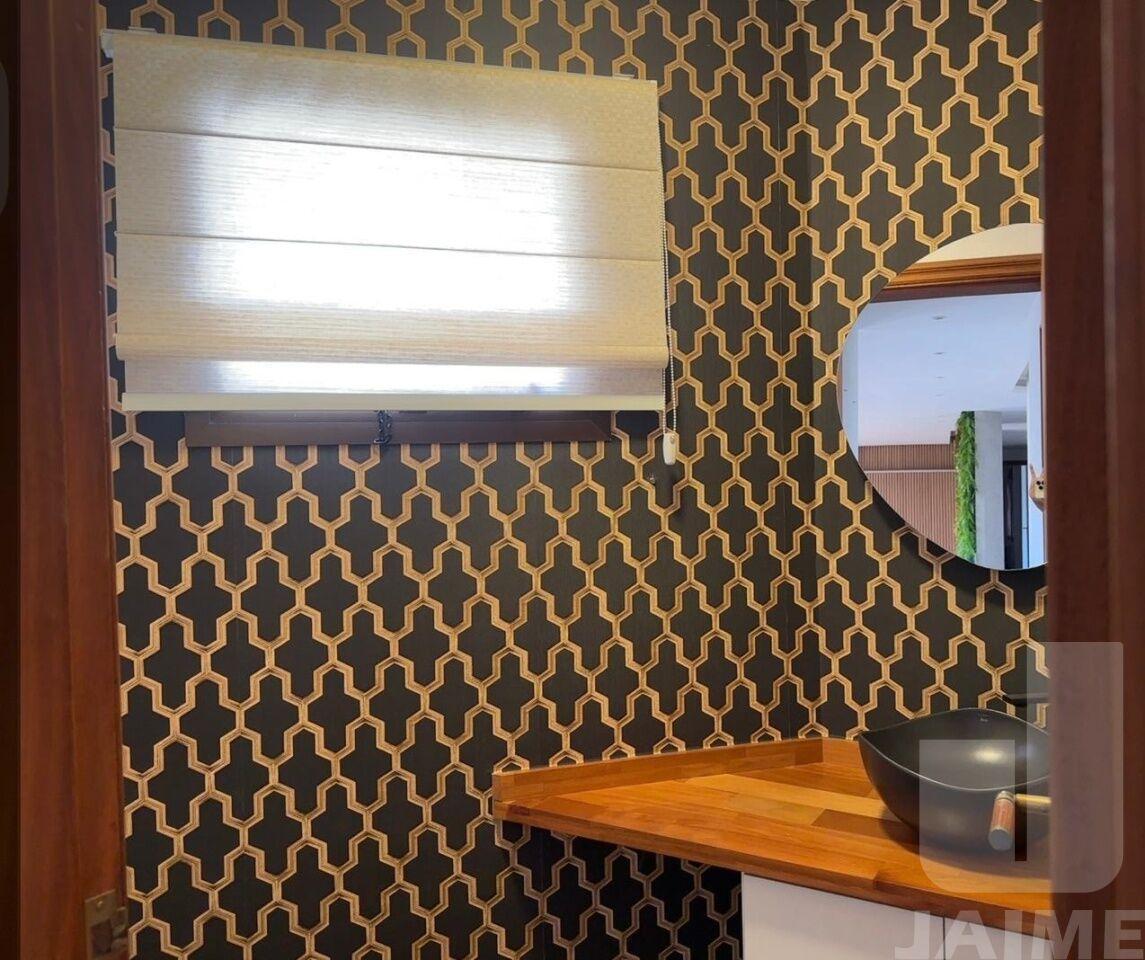 APARTAMENTO 4 DORMITORIOS SENDO 2 SUITES 3 BANHEIROS SALA 3 AMBIENTES 3 VAGAS.