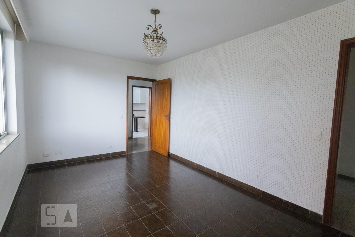 Casa à Venda – Alto da Lapa, 4 Quartos, 750 m² – São Paulo
