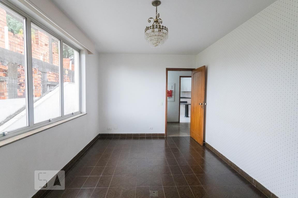 Casa à Venda – Alto da Lapa, 4 Quartos, 750 m² – São Paulo