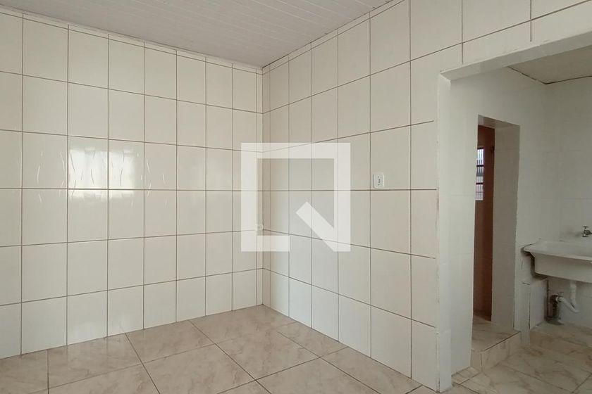 Casa à Venda – Artur Alvim, 1 Quarto, 80 m² – São Paulo