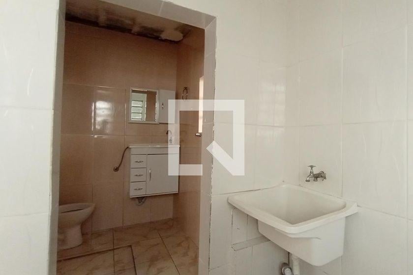 Casa à Venda – Artur Alvim, 1 Quarto, 80 m² – São Paulo