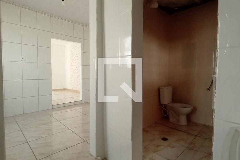 Casa à Venda – Artur Alvim, 1 Quarto, 80 m² – São Paulo