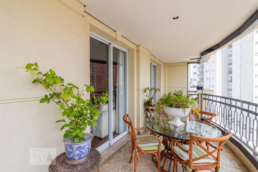 Apartamento à Venda – Vila Mariana, 3 Quartos, 265 m² – São Paulo