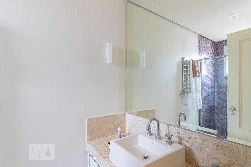 Apartamento à Venda – Vila Mariana, 3 Quartos, 265 m² – São Paulo