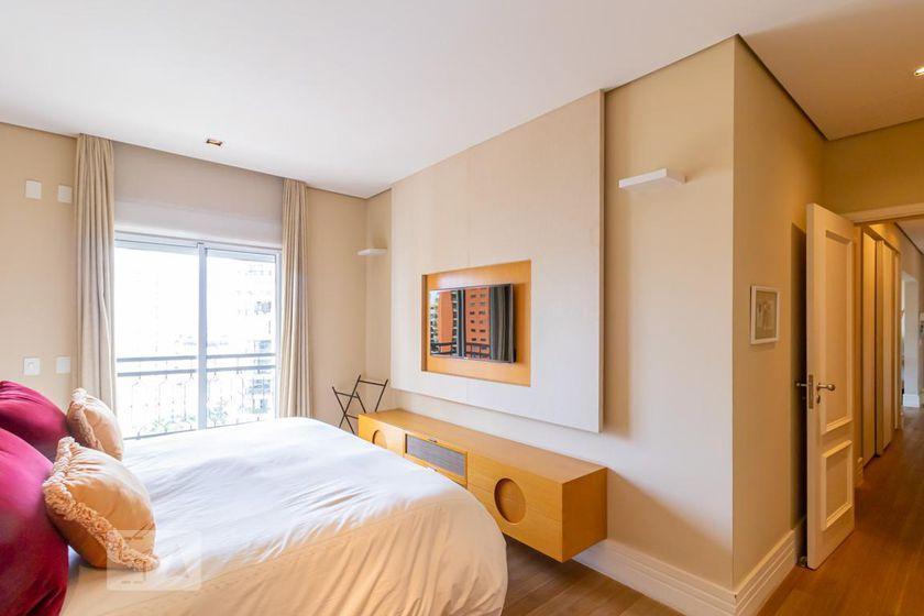 Apartamento à Venda – Vila Mariana, 3 Quartos, 265 m² – São Paulo