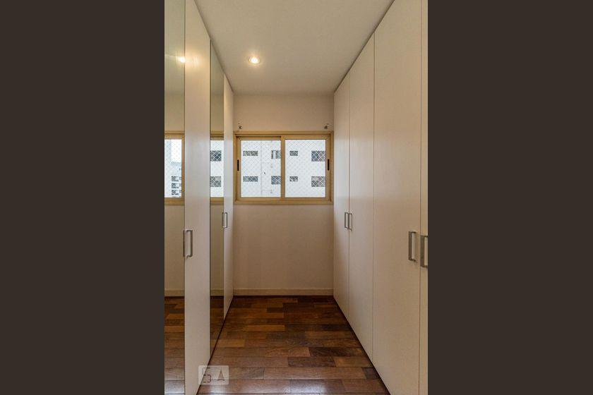 Apartamento à Venda – Higienópolis, 3 Quartos, 370 m² – São Paulo