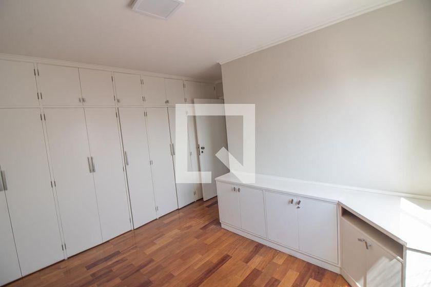 Apartamento à Venda – Campo Belo, 4 Quartos, 250 m² – São Paulo