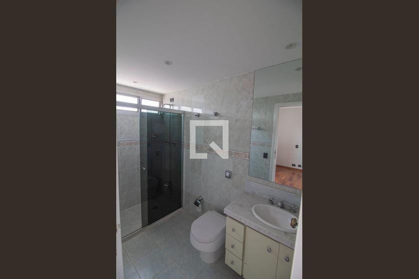 Apartamento à Venda – Campo Belo, 4 Quartos, 250 m² – São Paulo