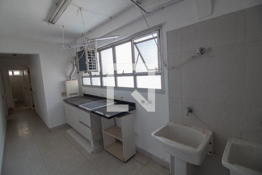 Apartamento à Venda – Campo Belo, 4 Quartos, 250 m² – São Paulo