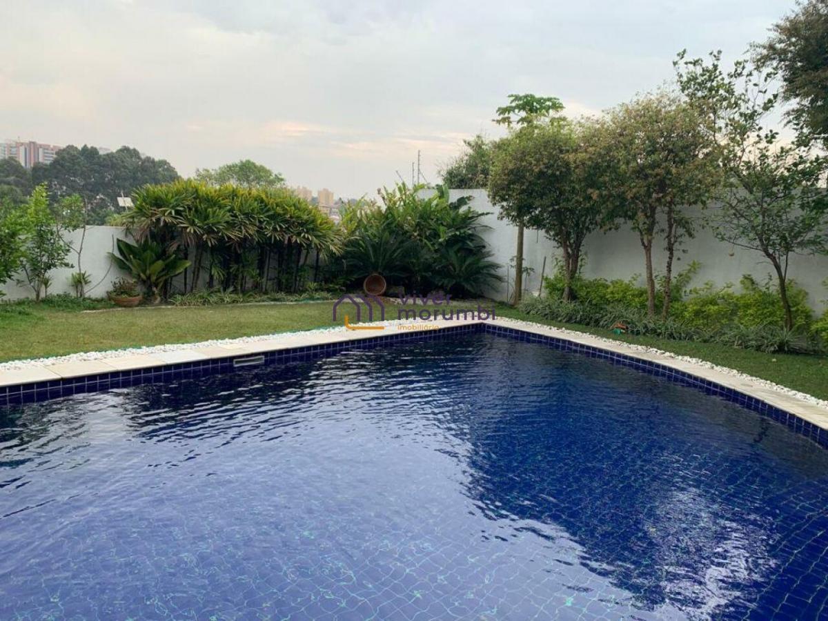 Casa. Morumbi. 5 suites. Piscina . Churrasqueira.