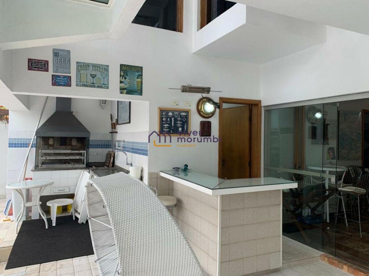 Casa. Morumbi. 5 suites. Piscina . Churrasqueira.