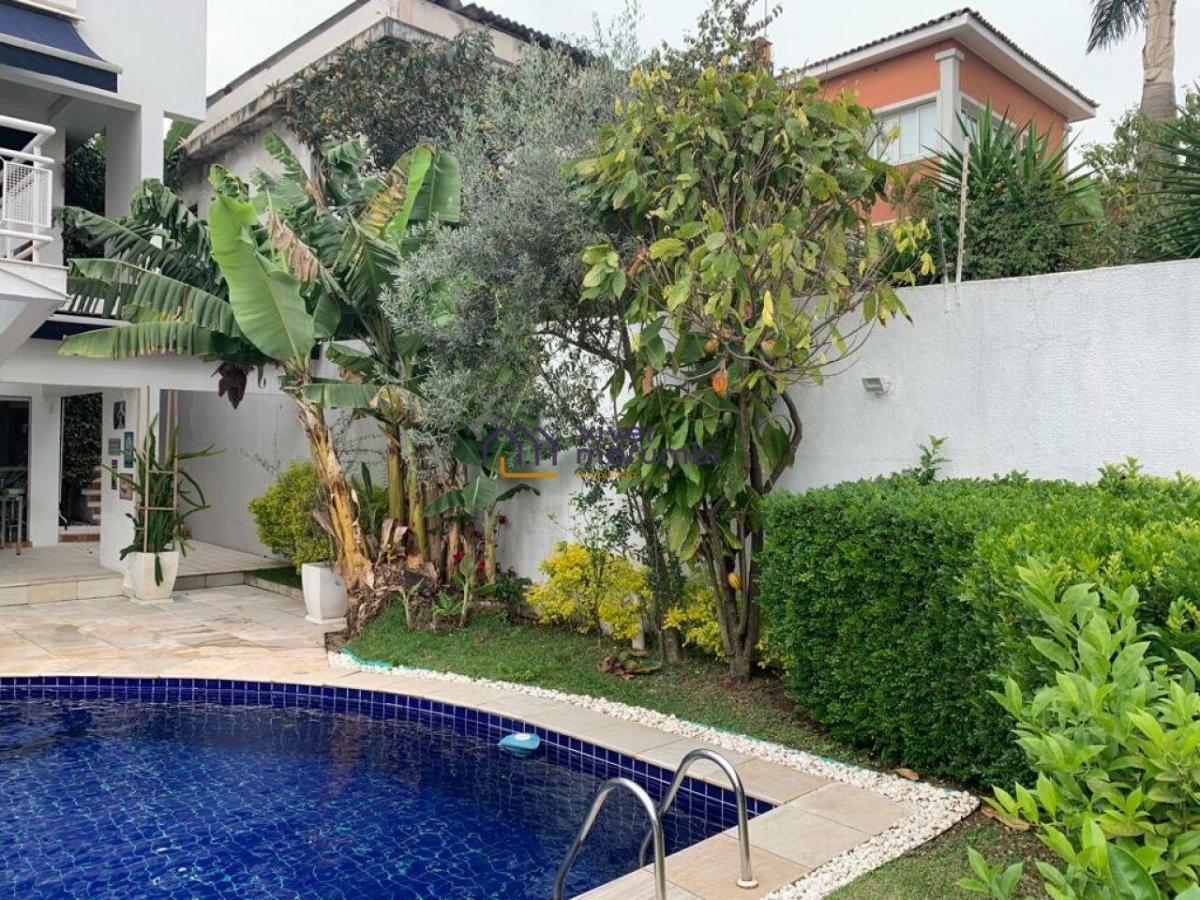 Casa. Morumbi. 5 suites. Piscina . Churrasqueira.